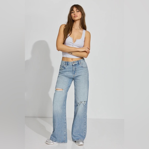 Dynamite Denim - Dynamite Heidi Wide Light distressed Jeans Sz 28